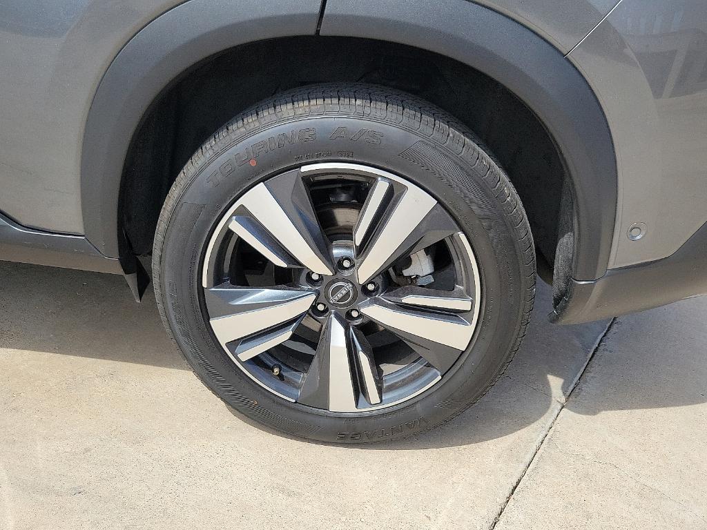 used 2023 Nissan Rogue car, priced at $23,371