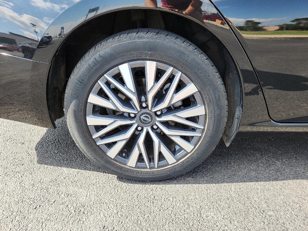 used 2023 Nissan Altima car, priced at $19,386