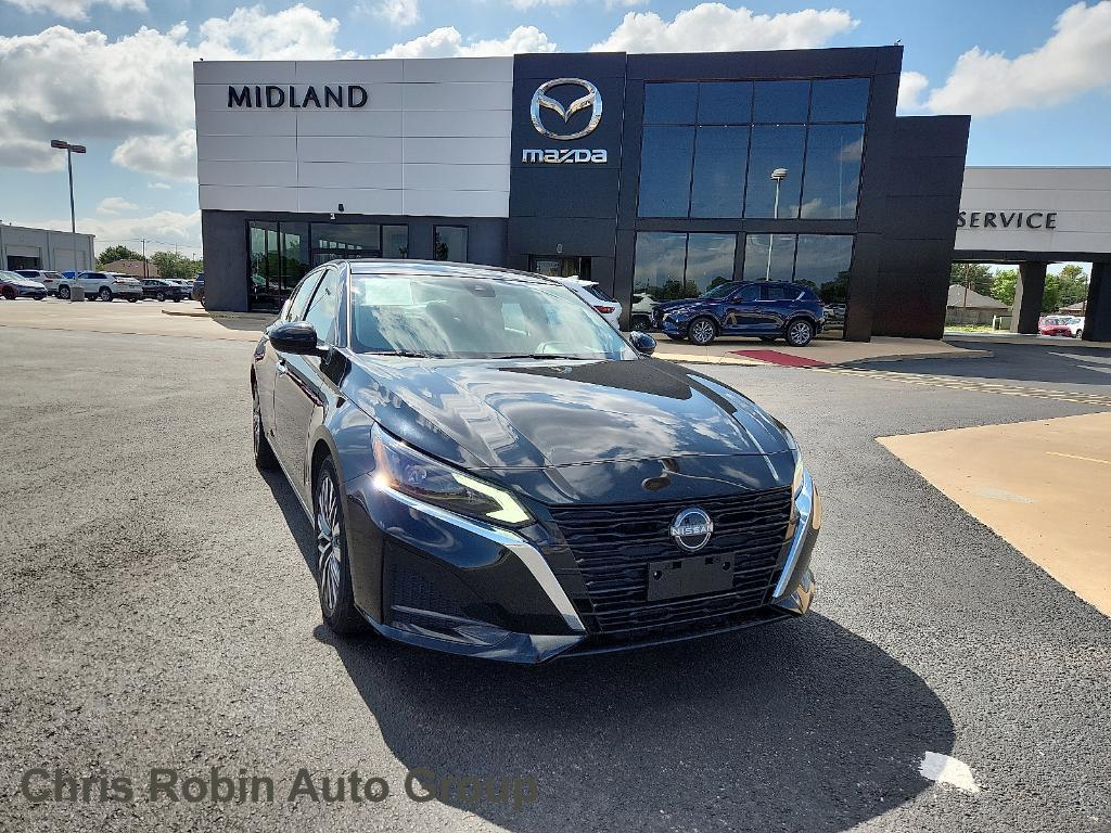 used 2023 Nissan Altima car, priced at $19,984