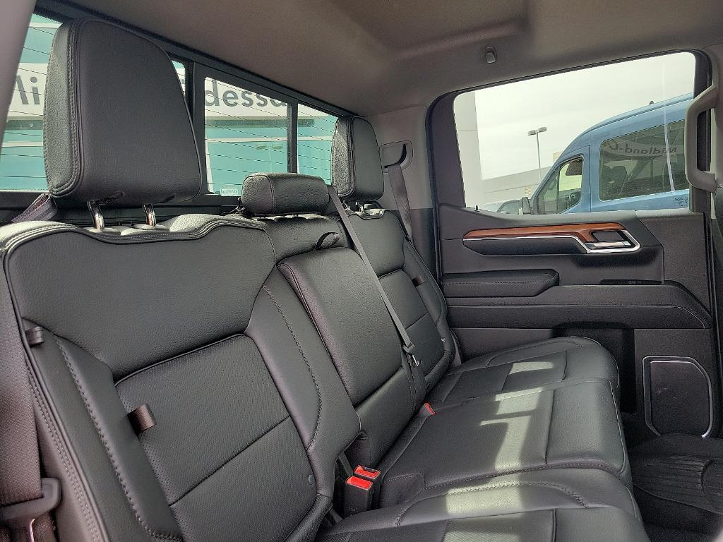 used 2022 GMC Sierra 1500 car, priced at $48,358