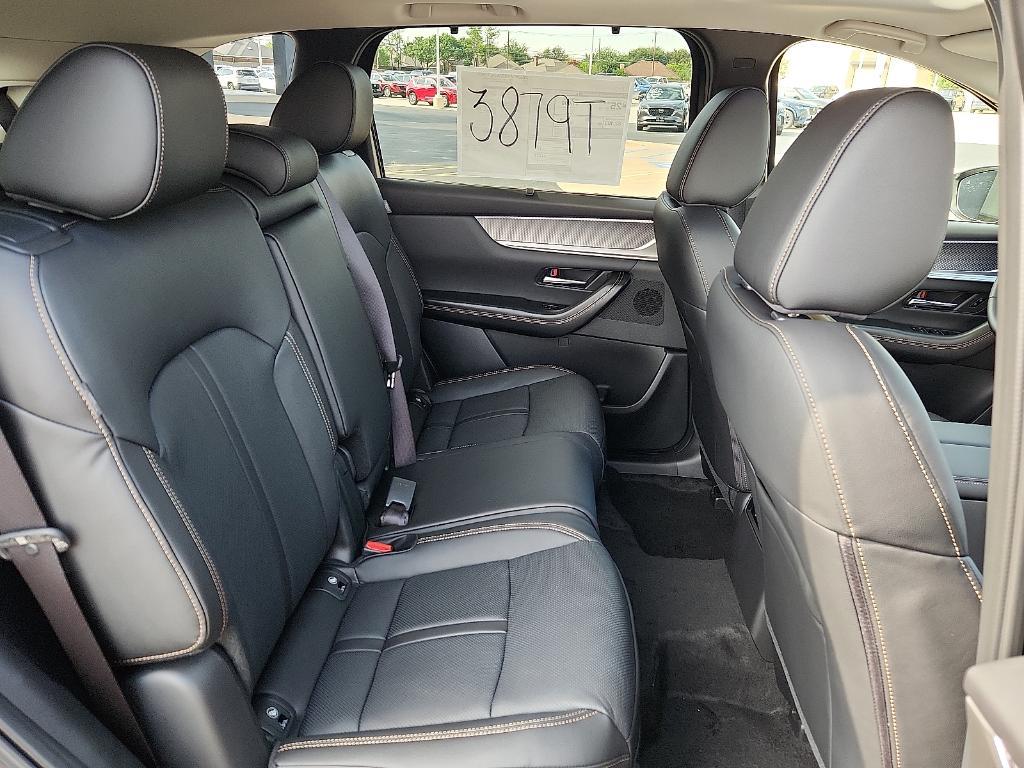 new 2025 Mazda CX-90 car, priced at $41,322