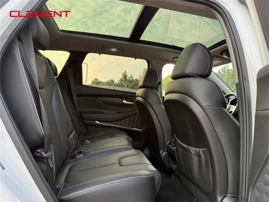 used 2022 Hyundai Santa Fe car, priced at $28,500