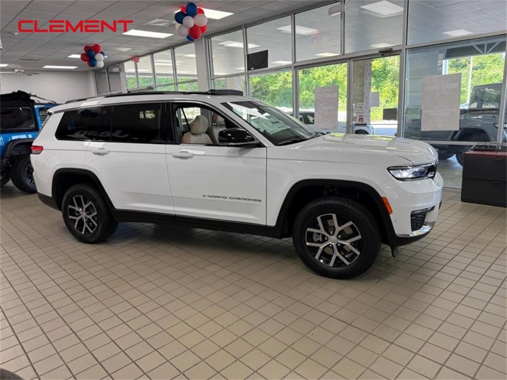 new 2025 Jeep Grand Cherokee L car, priced at $49,867