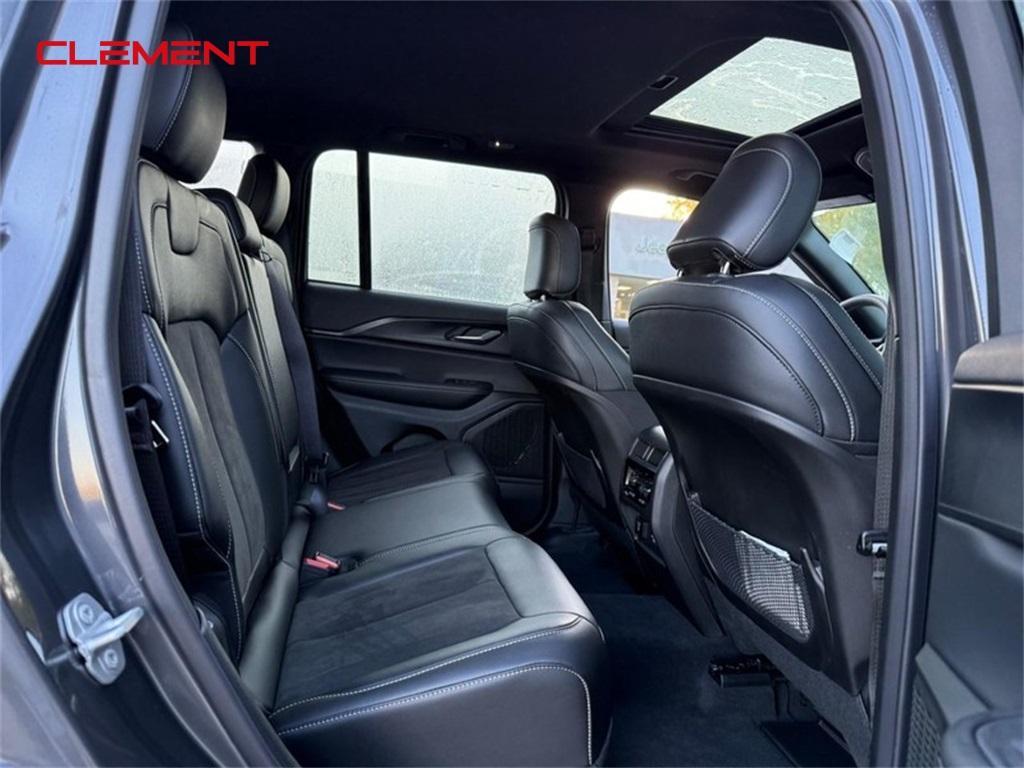 new 2025 Jeep Grand Cherokee car, priced at $40,341