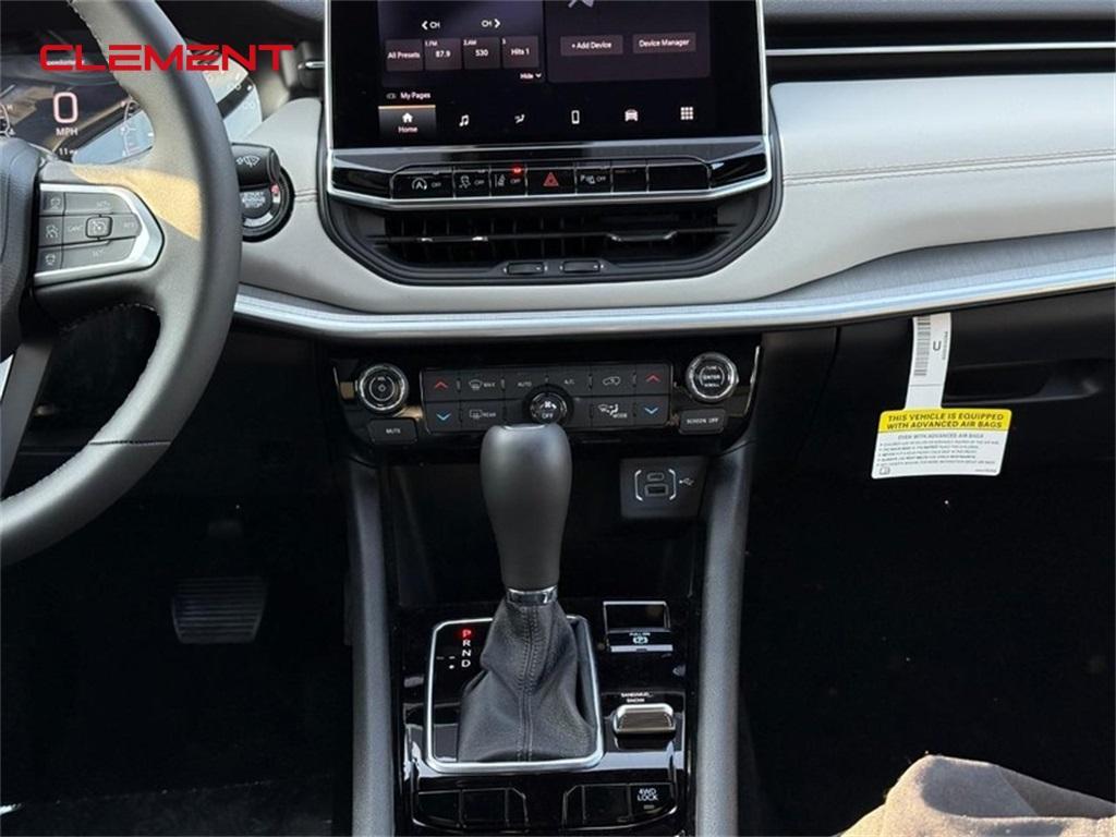 new 2026 Jeep Compass car, priced at $31,105