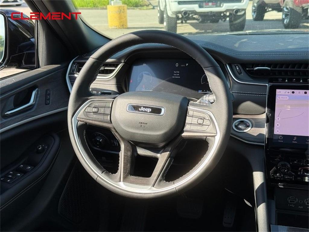 new 2025 Jeep Grand Cherokee L car, priced at $51,457