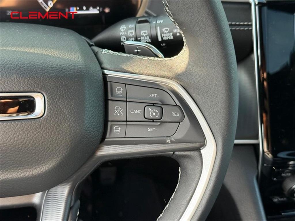 new 2025 Jeep Grand Cherokee car, priced at $36,684