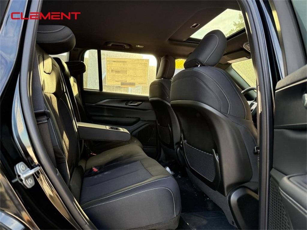 new 2025 Jeep Grand Cherokee car, priced at $36,684