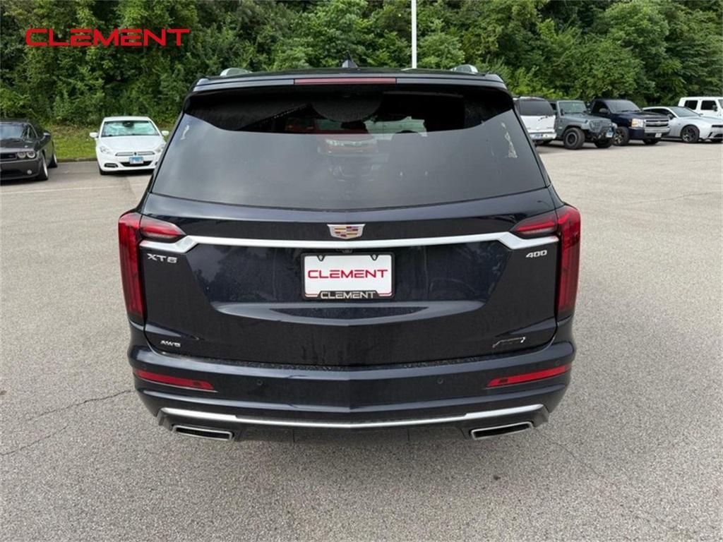 used 2022 Cadillac XT6 car, priced at $35,800