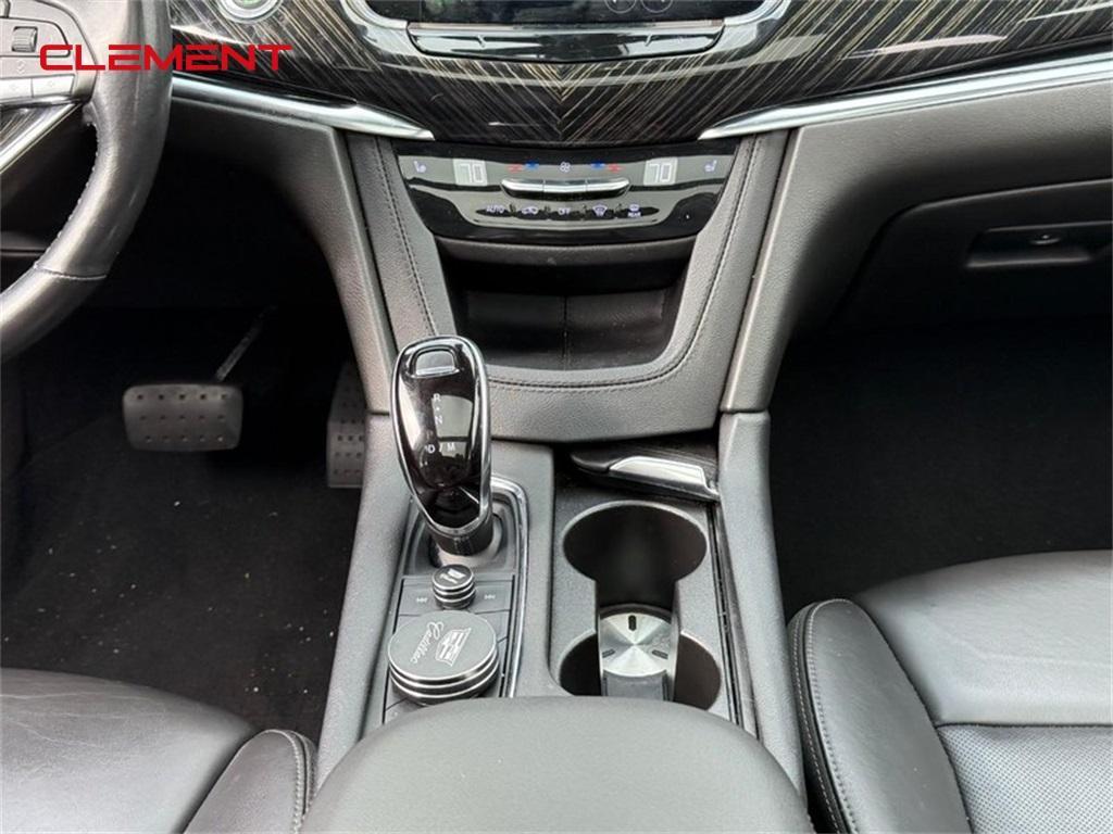 used 2022 Cadillac XT6 car, priced at $35,800