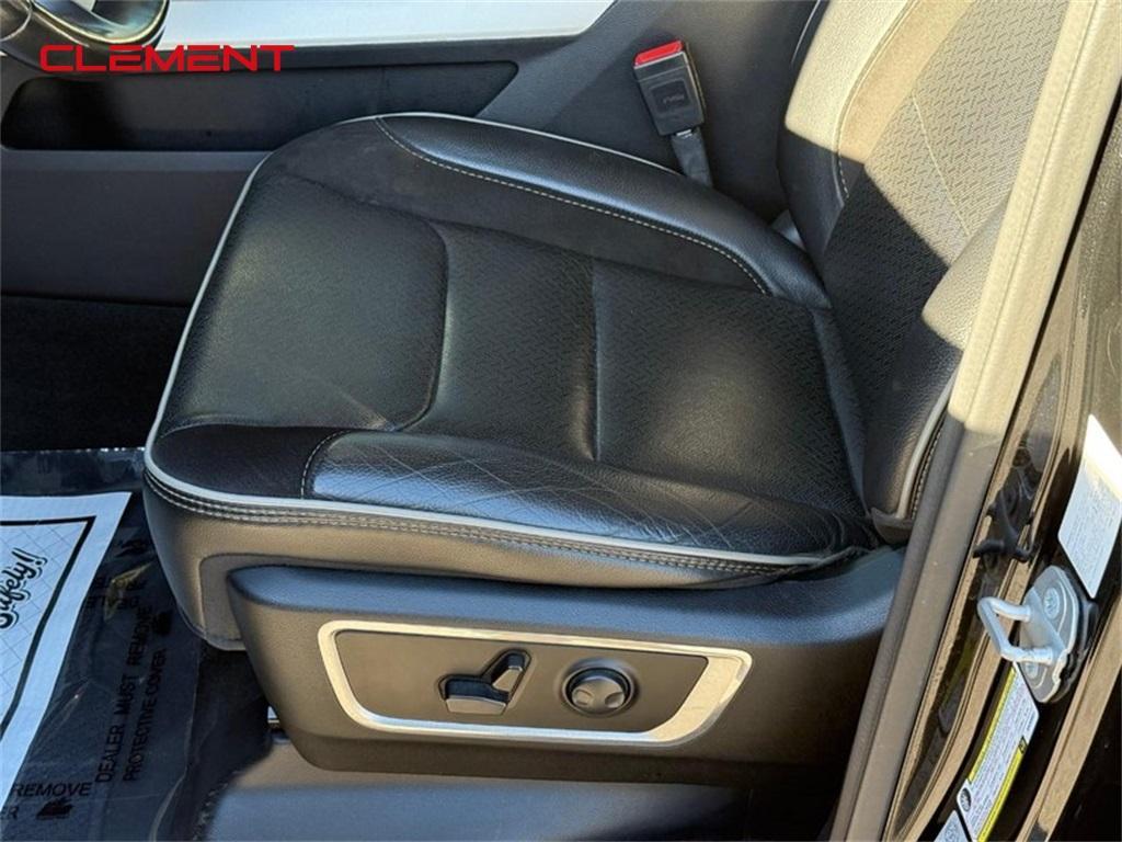 used 2022 Ram 1500 car, priced at $42,000