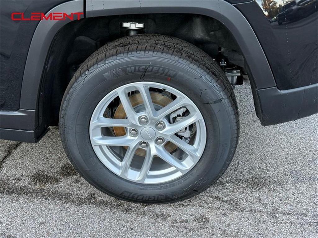 new 2025 Jeep Grand Cherokee car, priced at $36,684