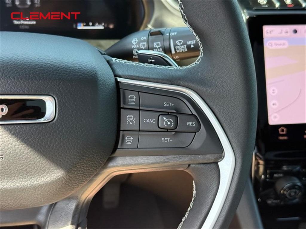 new 2025 Jeep Grand Cherokee car, priced at $48,207