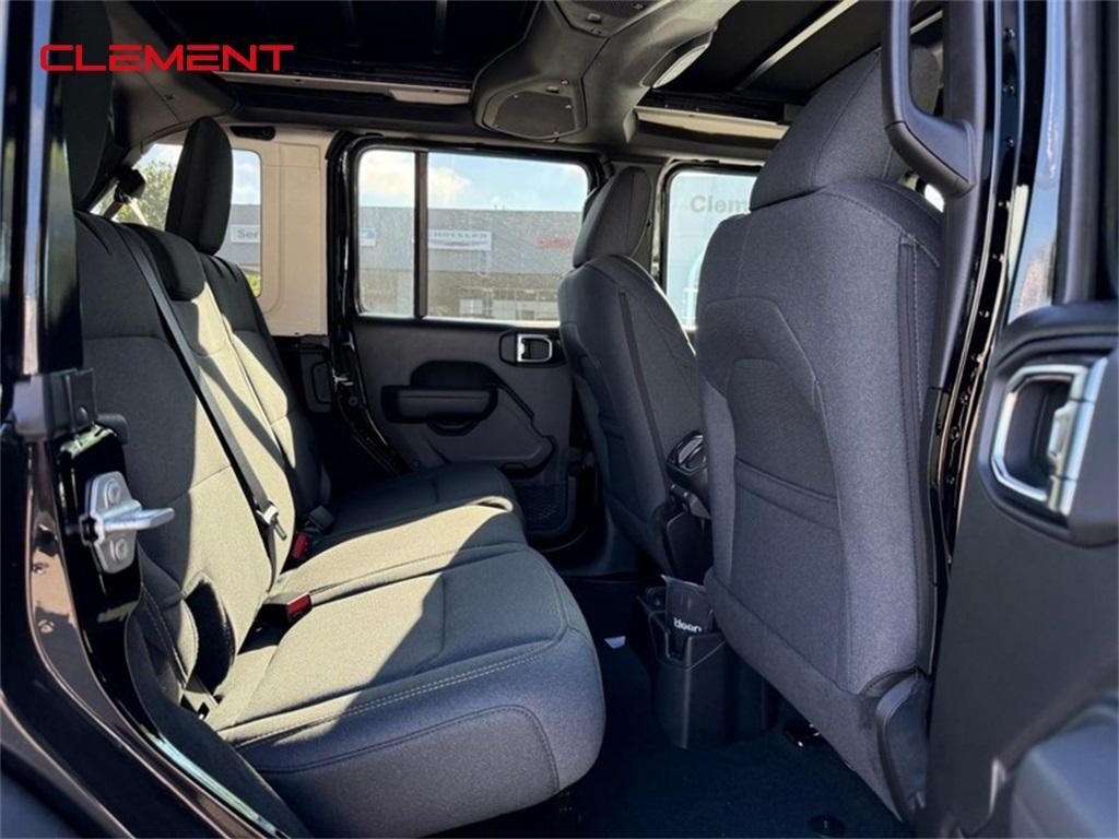 new 2025 Jeep Wrangler car, priced at $44,365