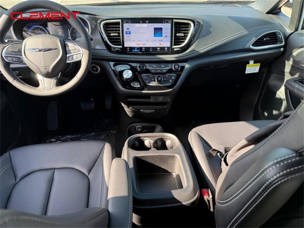 new 2026 Chrysler Pacifica car, priced at $40,570