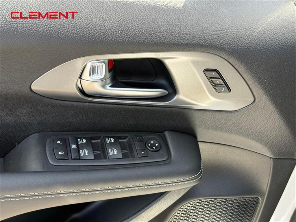 new 2026 Chrysler Pacifica car, priced at $40,570