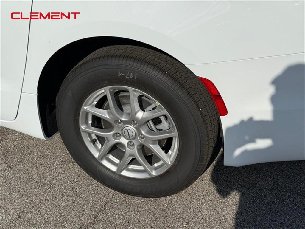 new 2026 Chrysler Pacifica car, priced at $40,570