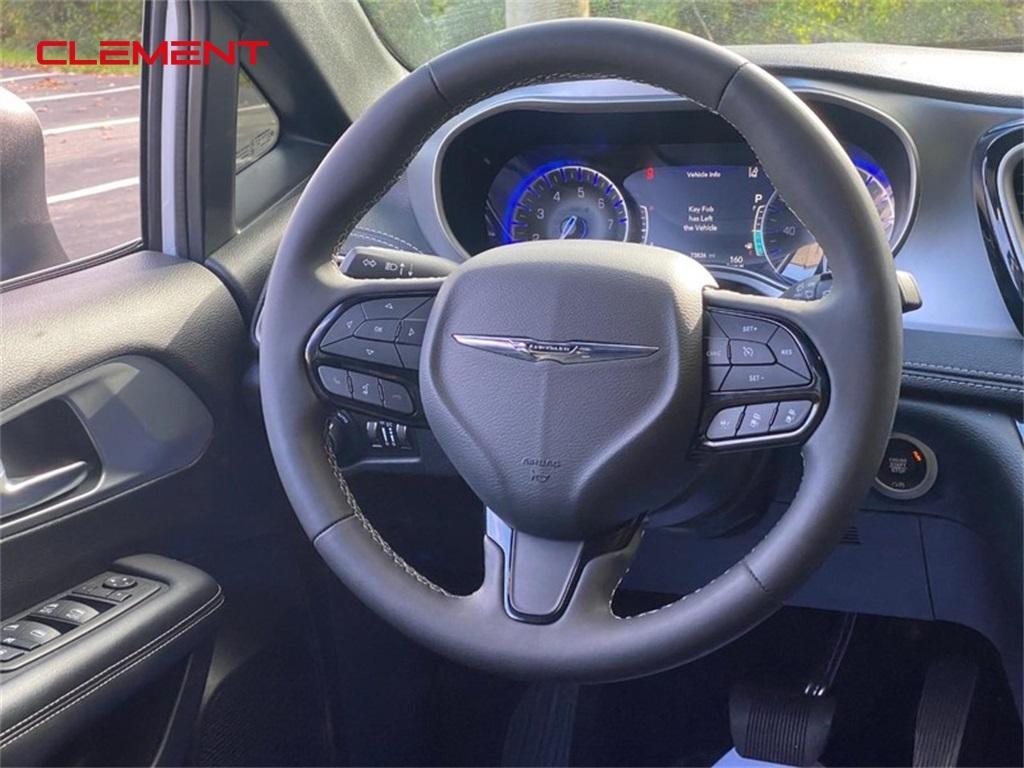 used 2023 Chrysler Pacifica car, priced at $24,000