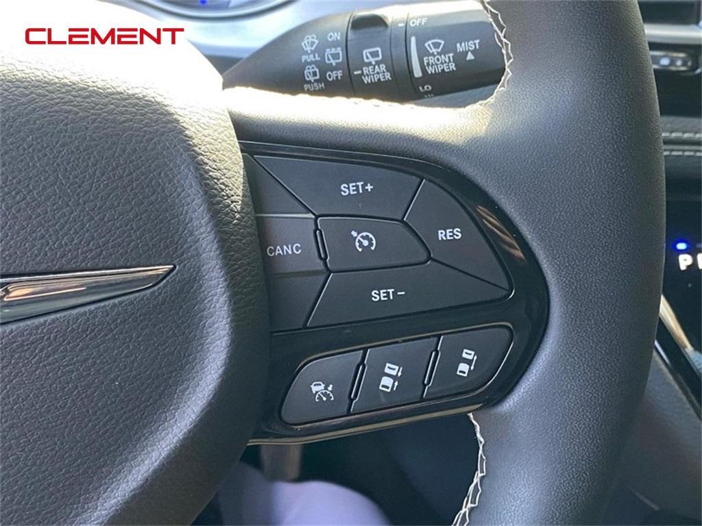 used 2023 Chrysler Pacifica car, priced at $24,000