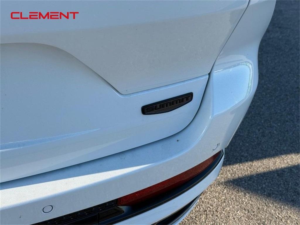 new 2025 Jeep Grand Cherokee car, priced at $62,240