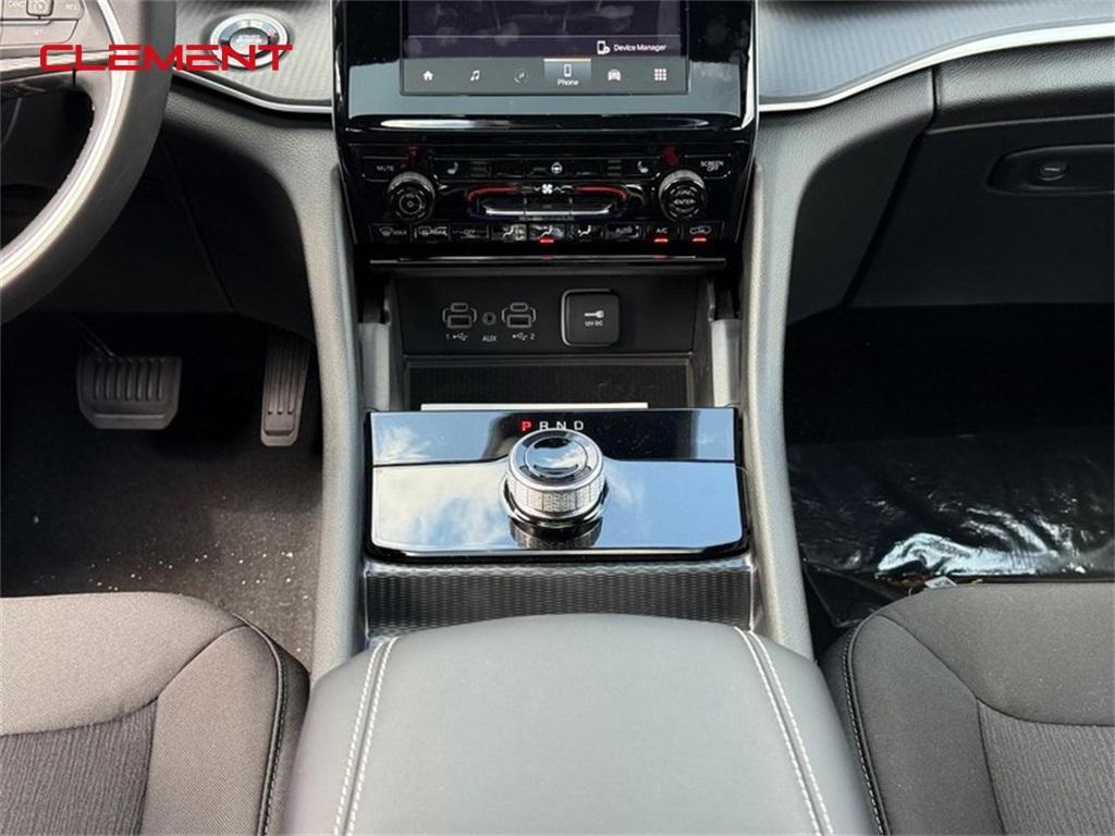 new 2025 Jeep Grand Cherokee L car, priced at $42,429