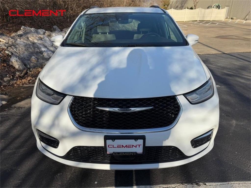 used 2021 Chrysler Pacifica car, priced at $19,500