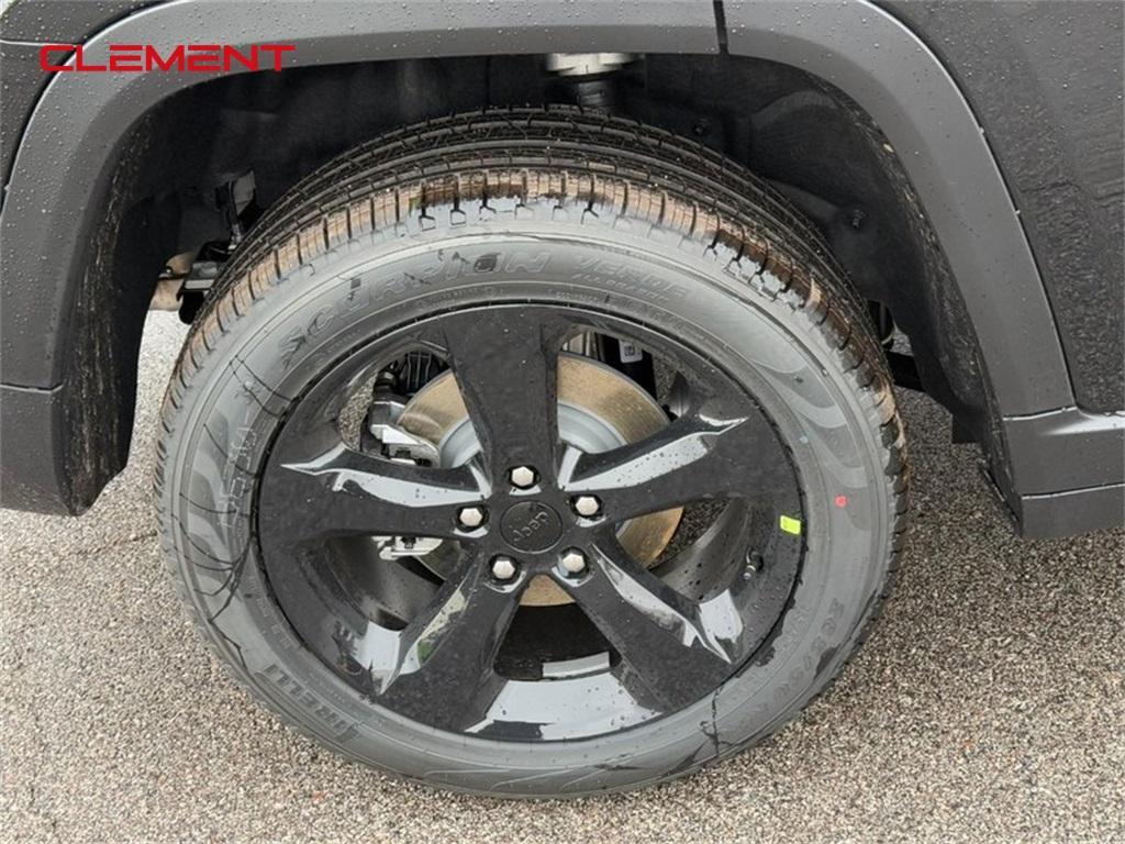 new 2025 Jeep Grand Cherokee car, priced at $47,850