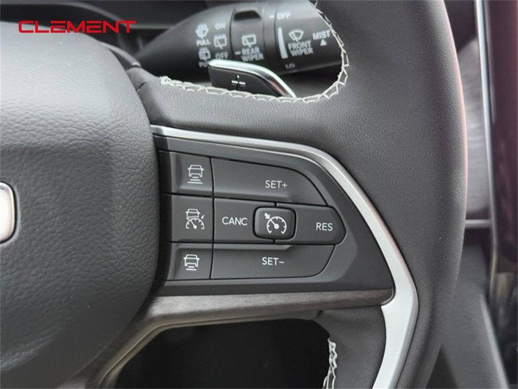 new 2025 Jeep Grand Cherokee car, priced at $47,850