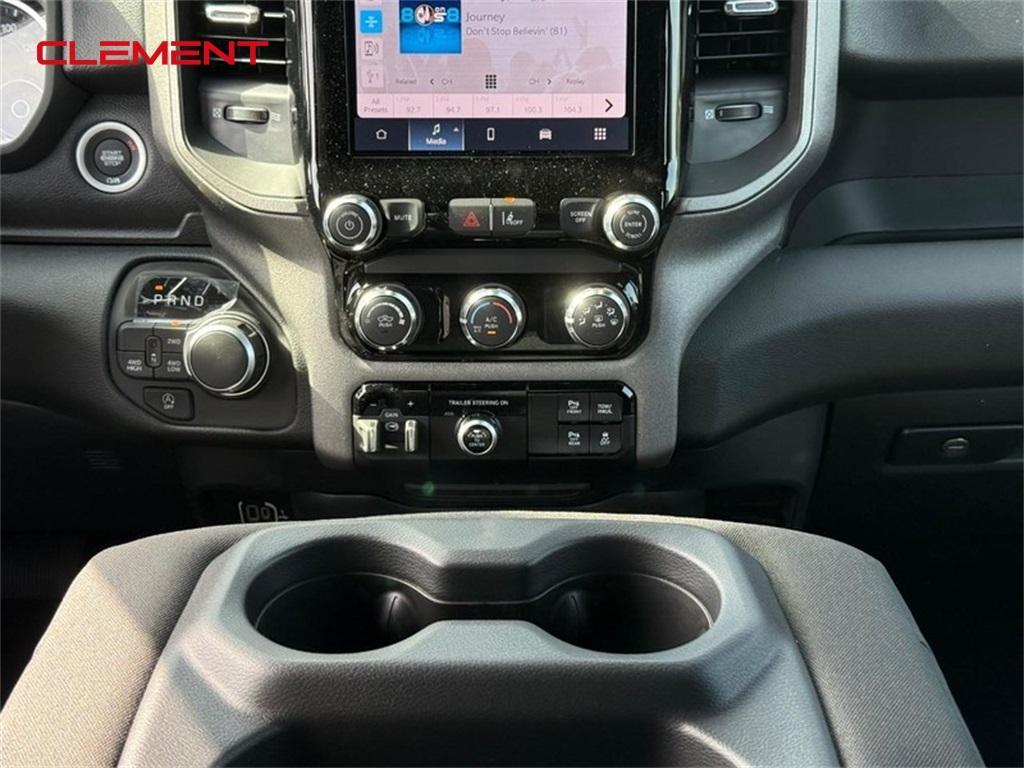 new 2025 Ram 1500 car