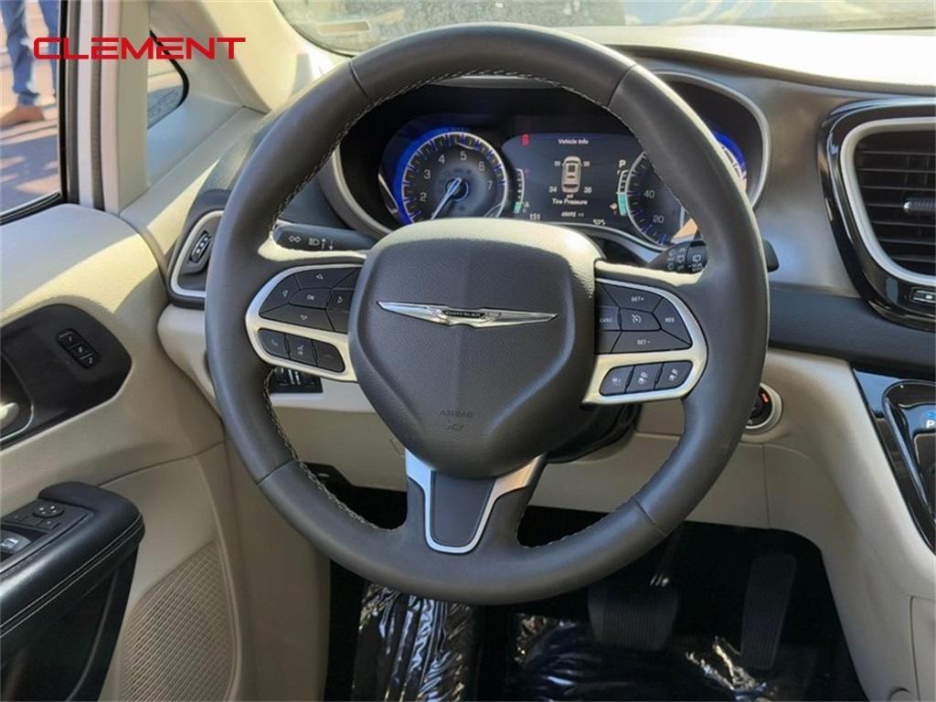 used 2023 Chrysler Pacifica car, priced at $22,700