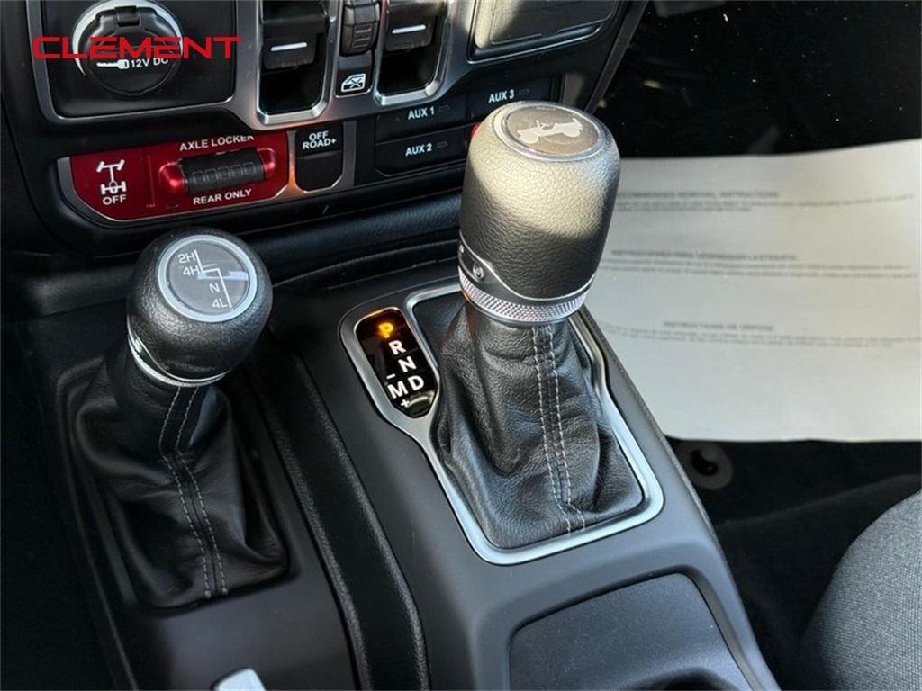 new 2025 Jeep Wrangler car, priced at $45,895