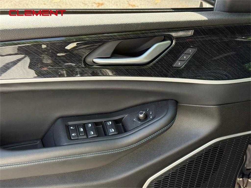 used 2023 Jeep Grand Cherokee 4xe car, priced at $39,000