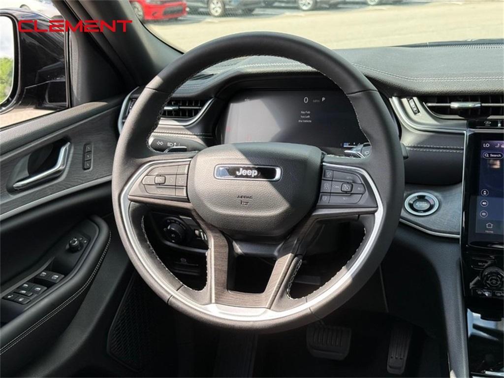 new 2025 Jeep Grand Cherokee L car, priced at $47,762