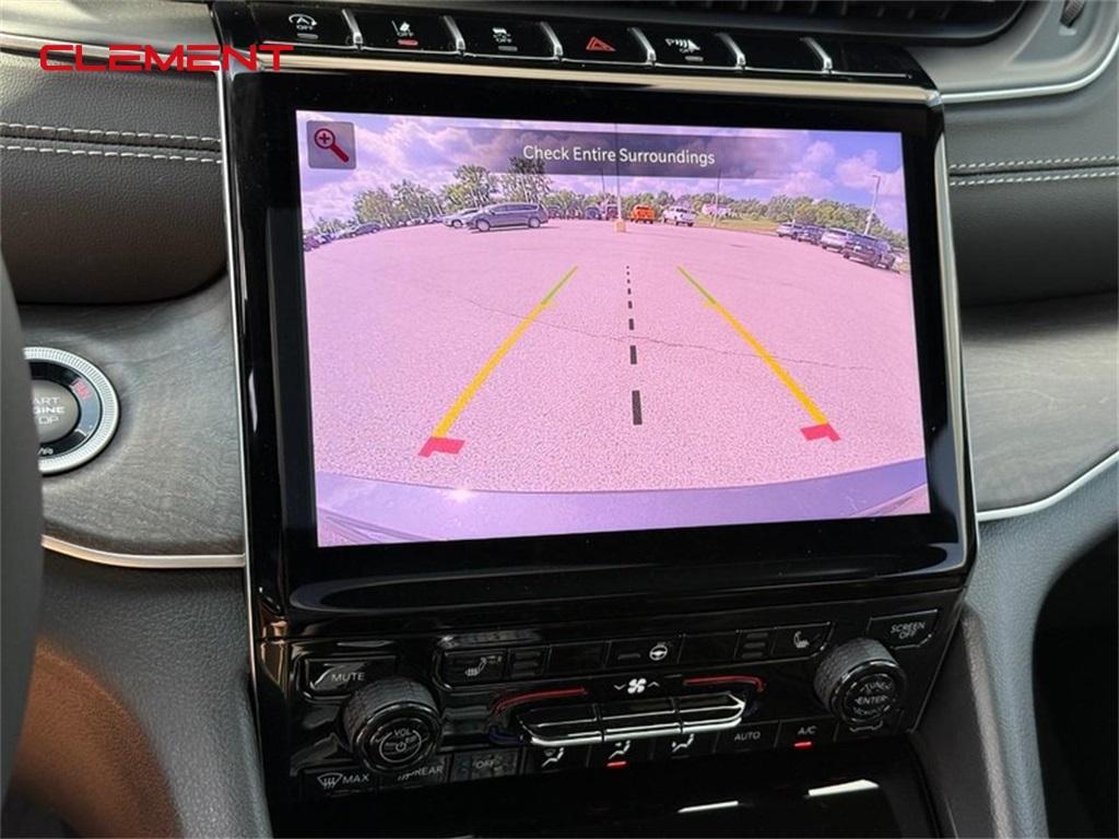new 2025 Jeep Grand Cherokee L car, priced at $47,762