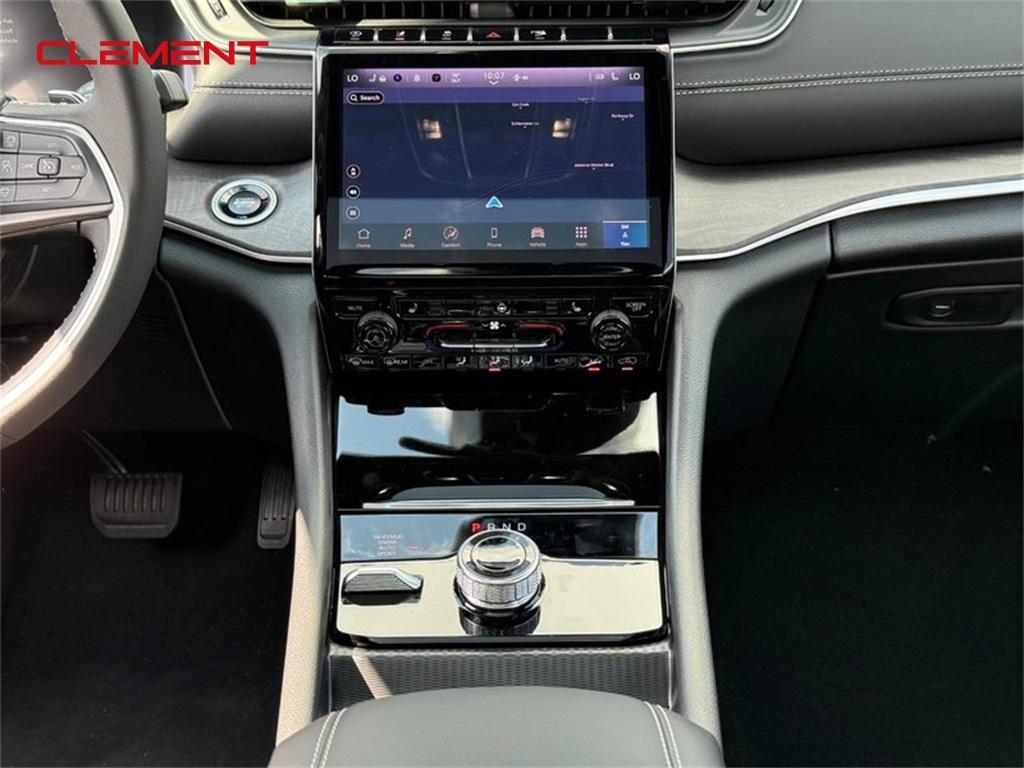 new 2025 Jeep Grand Cherokee L car, priced at $47,762