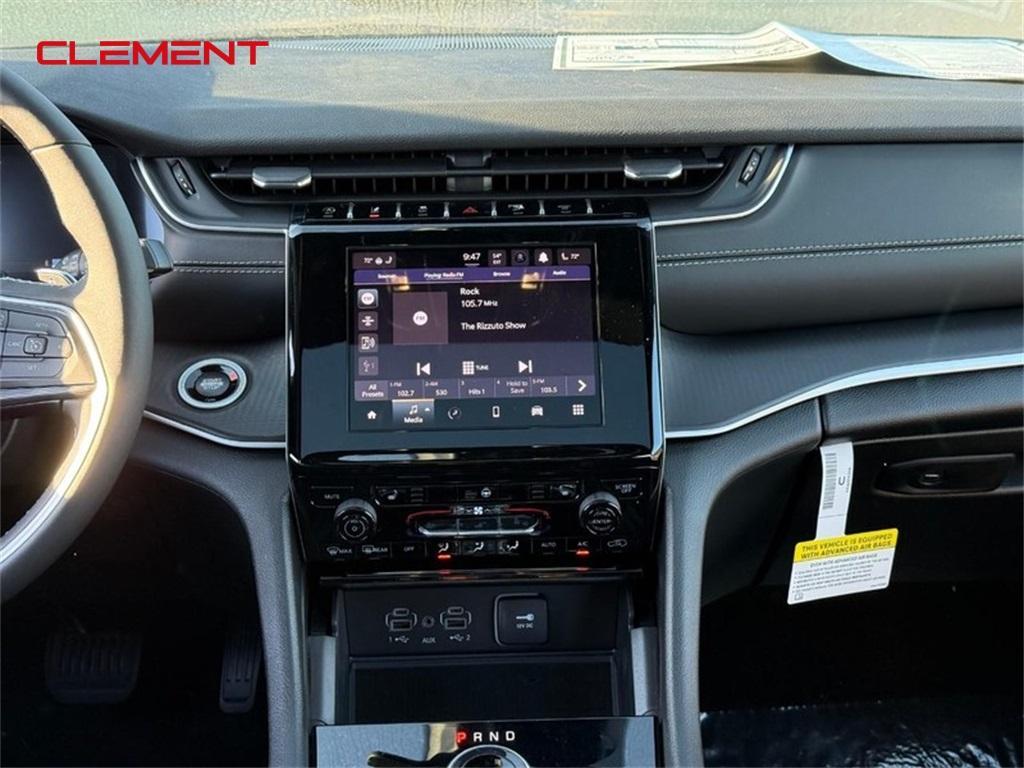 new 2025 Jeep Grand Cherokee car, priced at $37,184