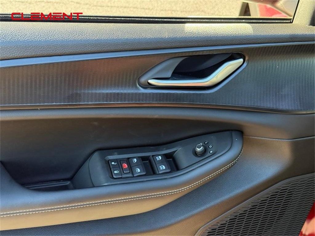 new 2025 Jeep Grand Cherokee car, priced at $37,184