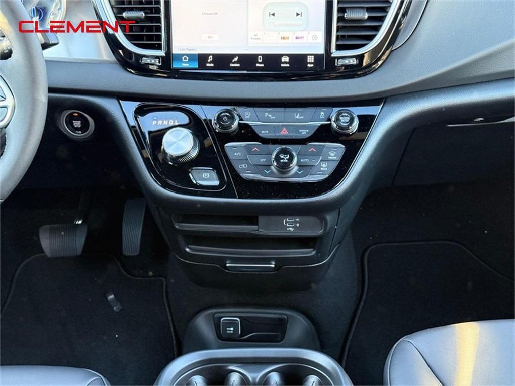 new 2026 Chrysler Voyager car, priced at $41,385