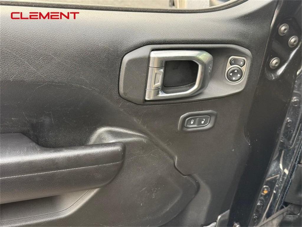 used 2021 Jeep Wrangler Unlimited car, priced at $31,000