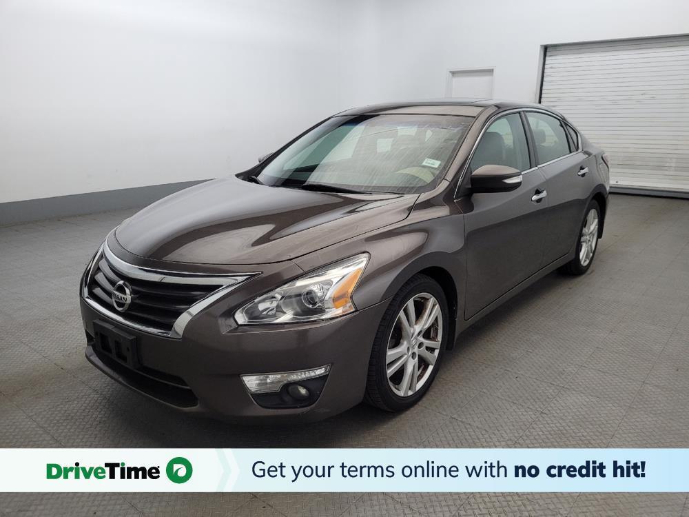 used 2014 Nissan Altima car, priced at $14,295
