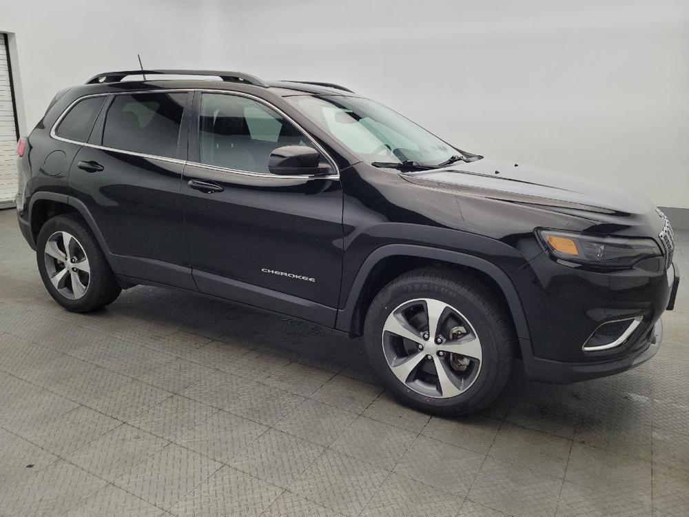 used 2022 Jeep Cherokee car, priced at $28,095