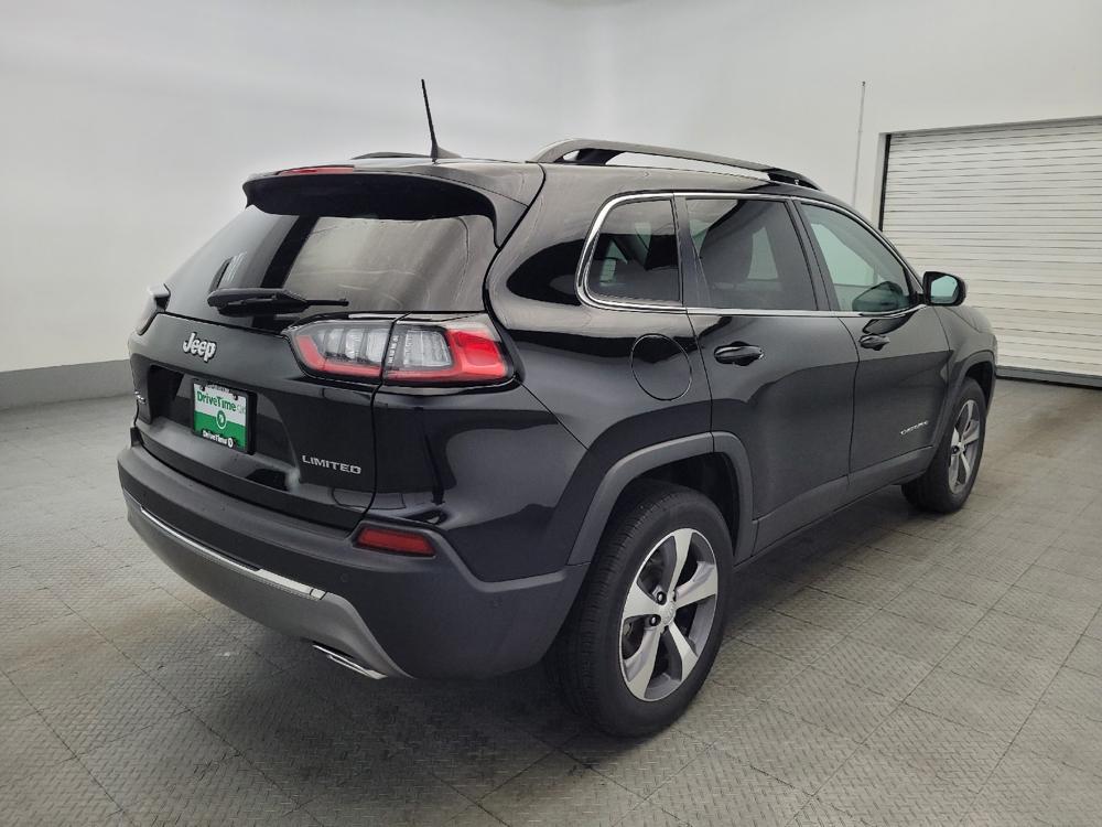 used 2022 Jeep Cherokee car, priced at $28,095