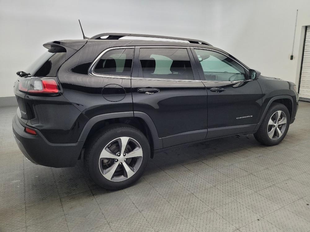 used 2022 Jeep Cherokee car, priced at $28,095