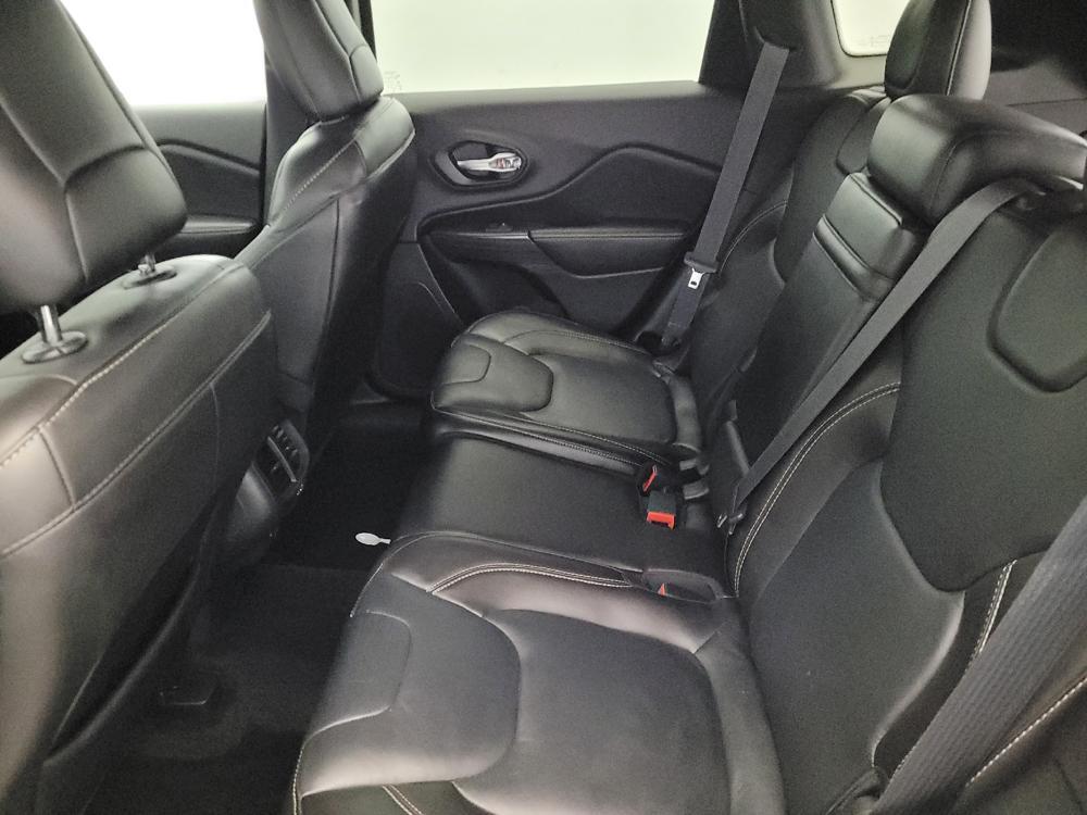 used 2015 Jeep Cherokee car, priced at $15,595