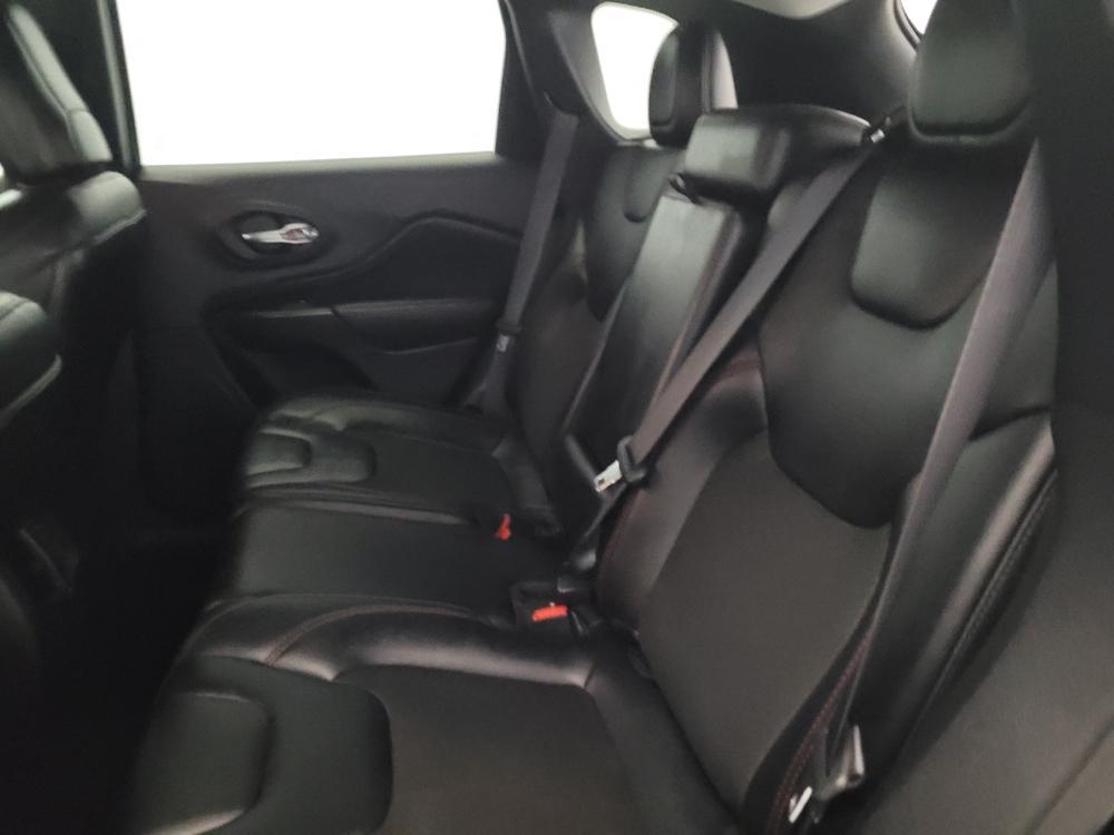 used 2022 Jeep Cherokee car, priced at $25,095