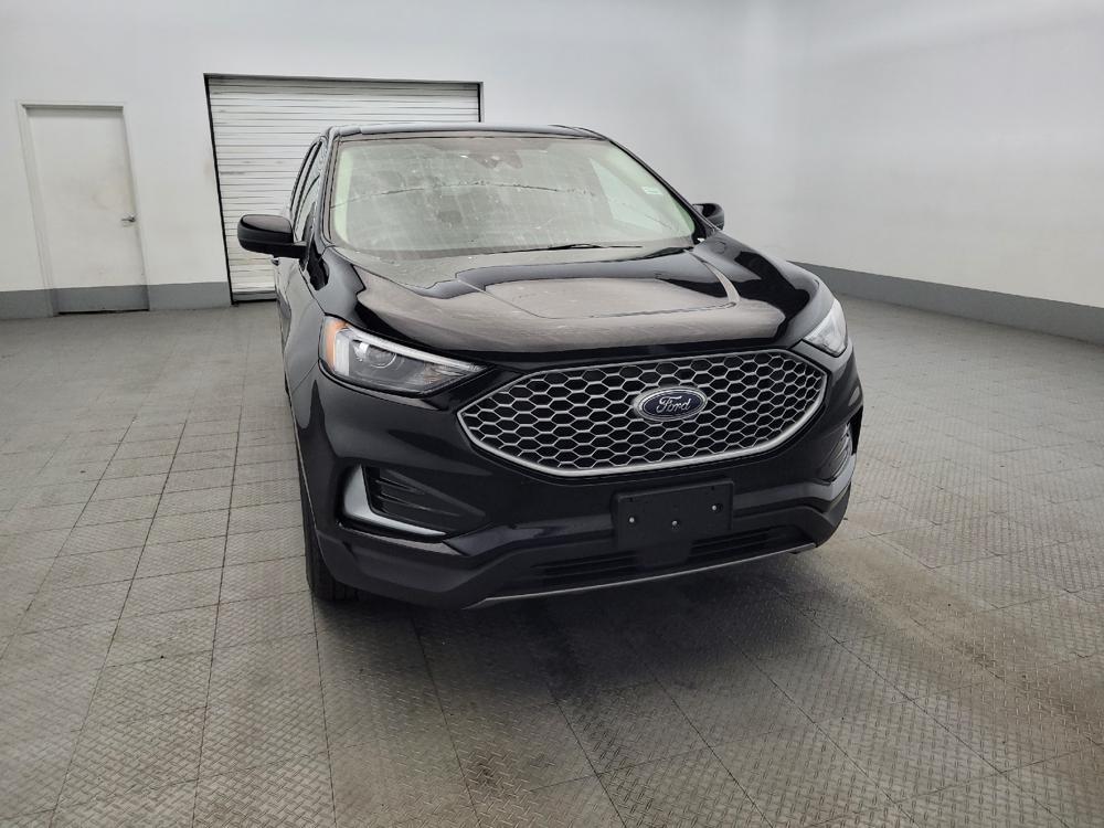 used 2024 Ford Edge car, priced at $28,395
