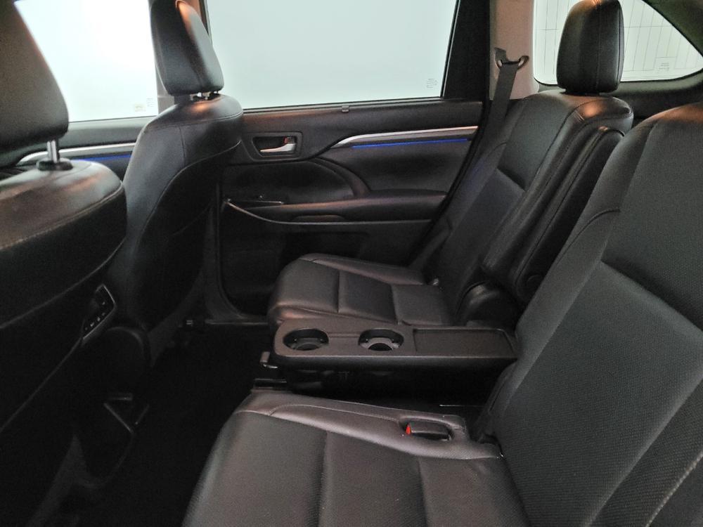 used 2018 Toyota Highlander car, priced at $26,695