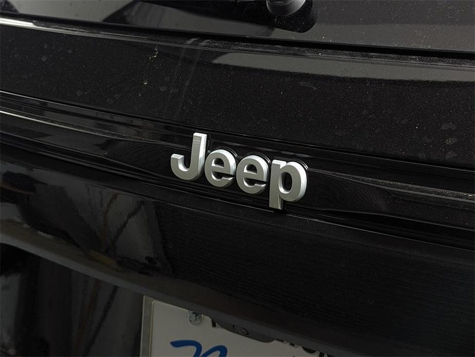 new 2024 Jeep Grand Cherokee car, priced at $34,050