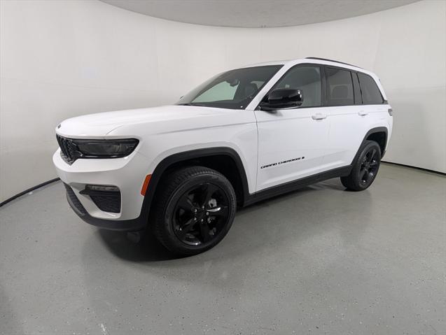 new 2024 Jeep Grand Cherokee car, priced at $45,935