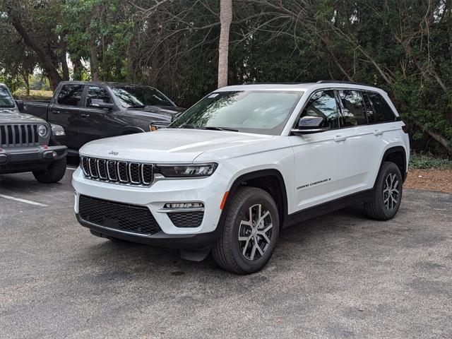 new 2025 Jeep Grand Cherokee car, priced at $52,140